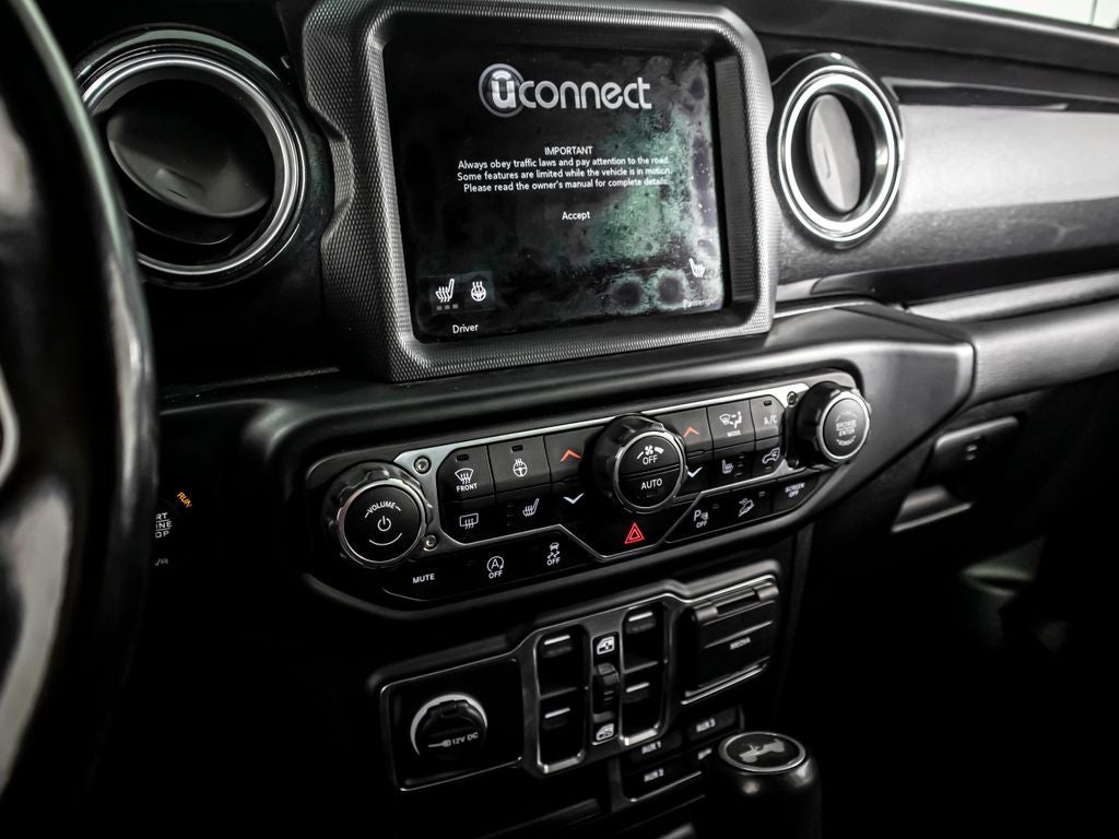 2020 Jeep Wrangler Unlimited Sahara Altitude