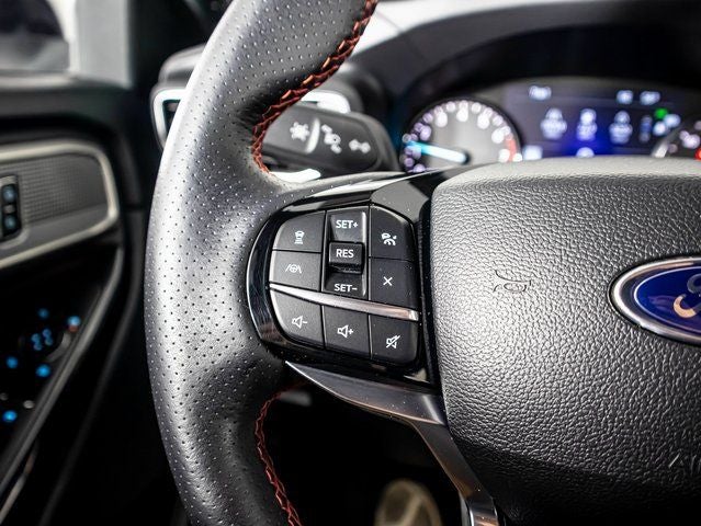 2024 Ford Explorer ST-Line