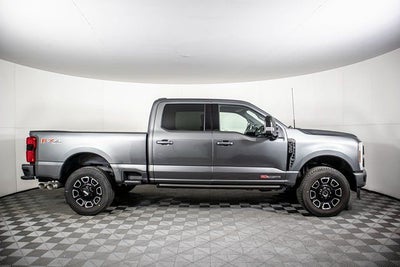 2025 Ford F-350 SD Platinum