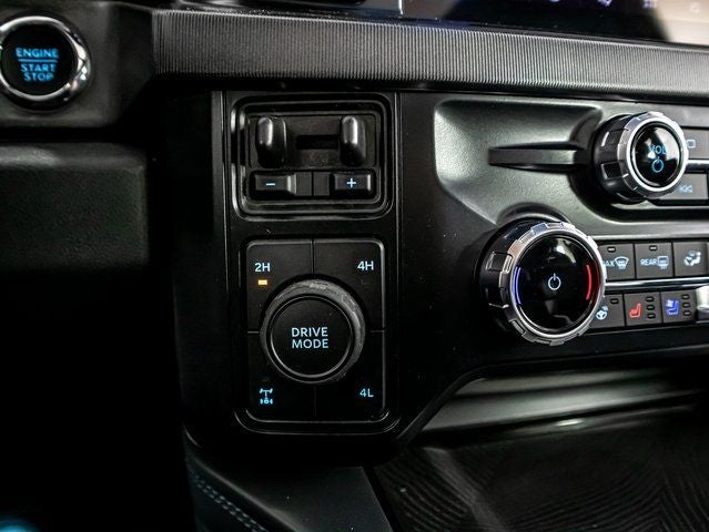 2025 Ford F-350 SD Platinum