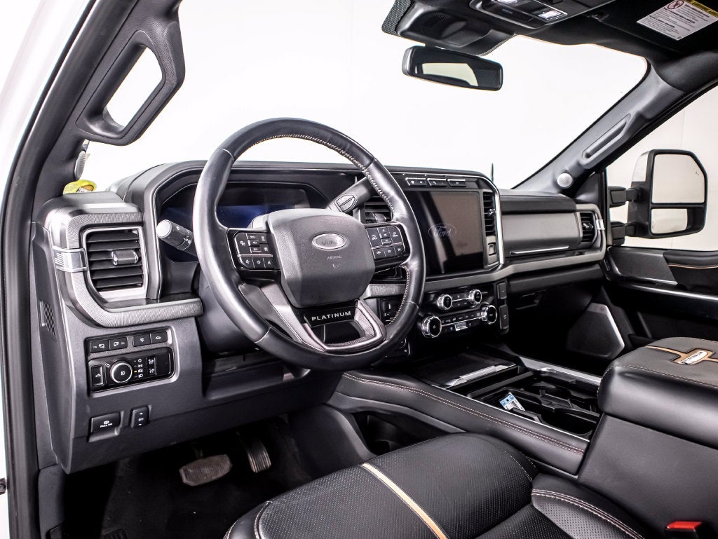 2024 Ford F-350 SD Platinum