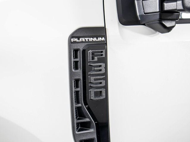 2025 Ford F-350 SD Platinum