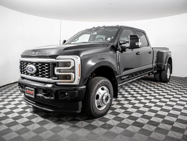2025 Ford F-350 SD Platinum