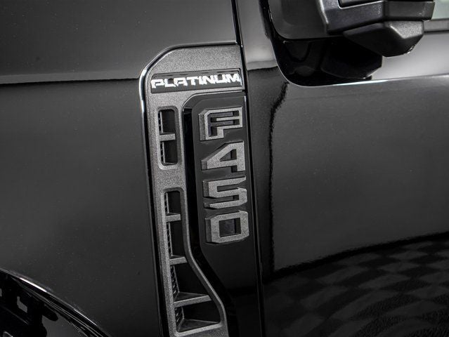 2025 Ford F-450 SD Platinum