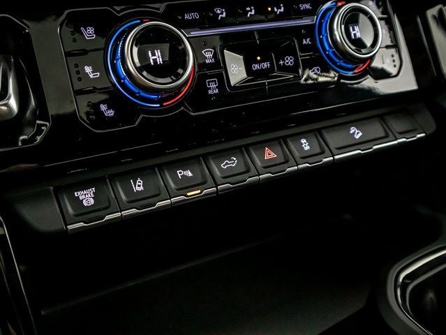 2024 GMC Sierra 3500HD AT4