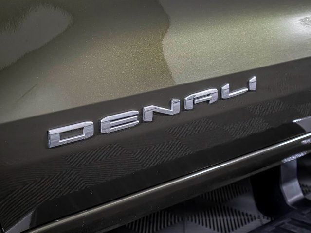 2024 GMC Canyon Denali