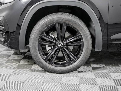 2022 Volkswagen Atlas Cross Sport 3.6L V6 SEL R-Line