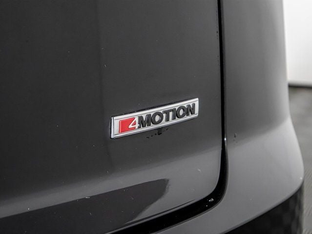2022 Volkswagen Atlas Cross Sport 3.6L V6 SEL R-Line