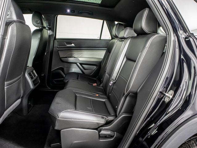 2022 Volkswagen Atlas Cross Sport 3.6L V6 SEL R-Line