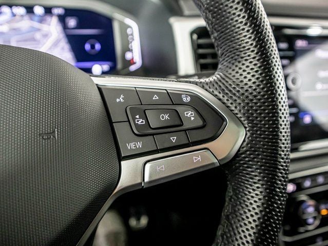 2022 Volkswagen Atlas Cross Sport 3.6L V6 SEL R-Line