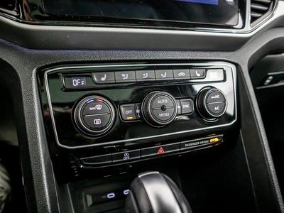 2022 Volkswagen Atlas Cross Sport 3.6L V6 SEL R-Line