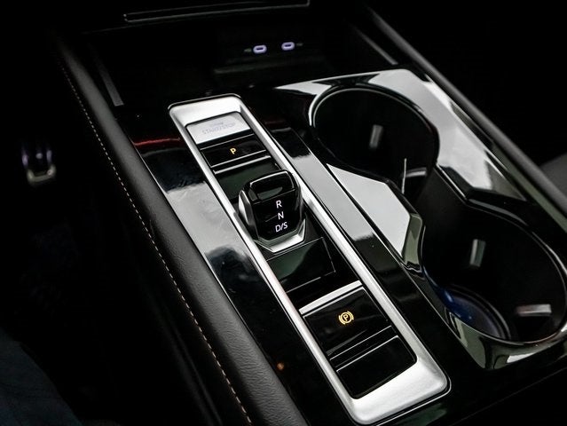 2024 Volkswagen Atlas 2.0T Peak Edition SE w/Technology