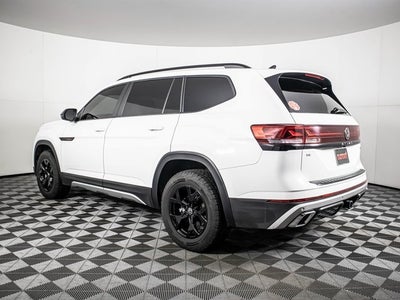 2024 Volkswagen Atlas 2.0T Peak Edition SE w/Technology