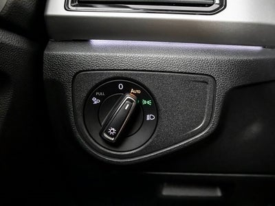 2023 Volkswagen Atlas Cross Sport 3.6L V6 SEL Premium R-Line