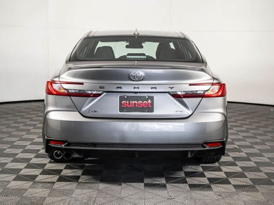 2025 Toyota Camry SE