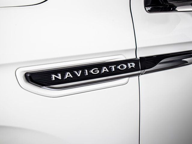 2023 Lincoln Navigator L Black Label