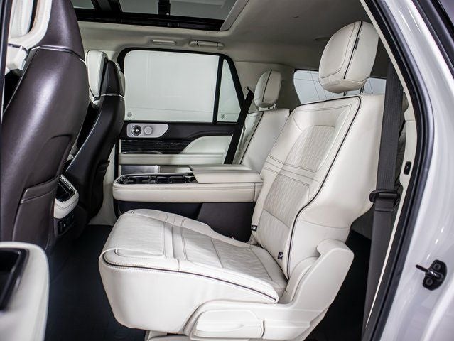 2023 Lincoln Navigator L Black Label