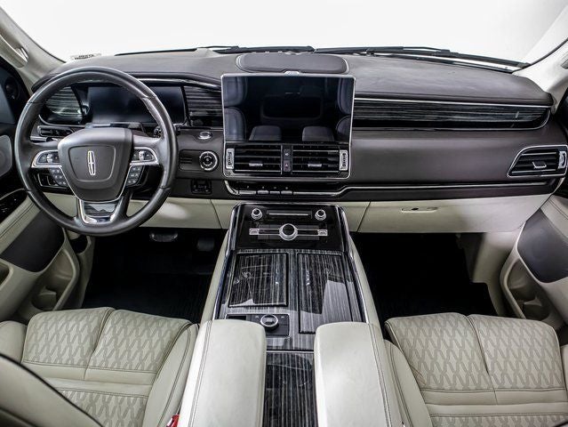 2023 Lincoln Navigator L Black Label