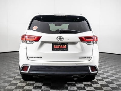 2017 Toyota Highlander Limited Platinum