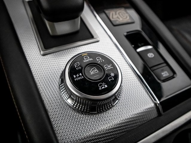 2023 Mitsubishi Outlander PHEV 40th Anniversary