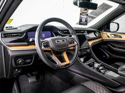 2023 Jeep Grand Cherokee Summit Reserve