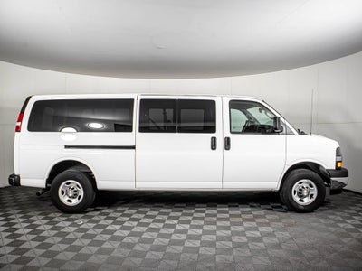 2022 Chevrolet Express Passenger 3500 LT