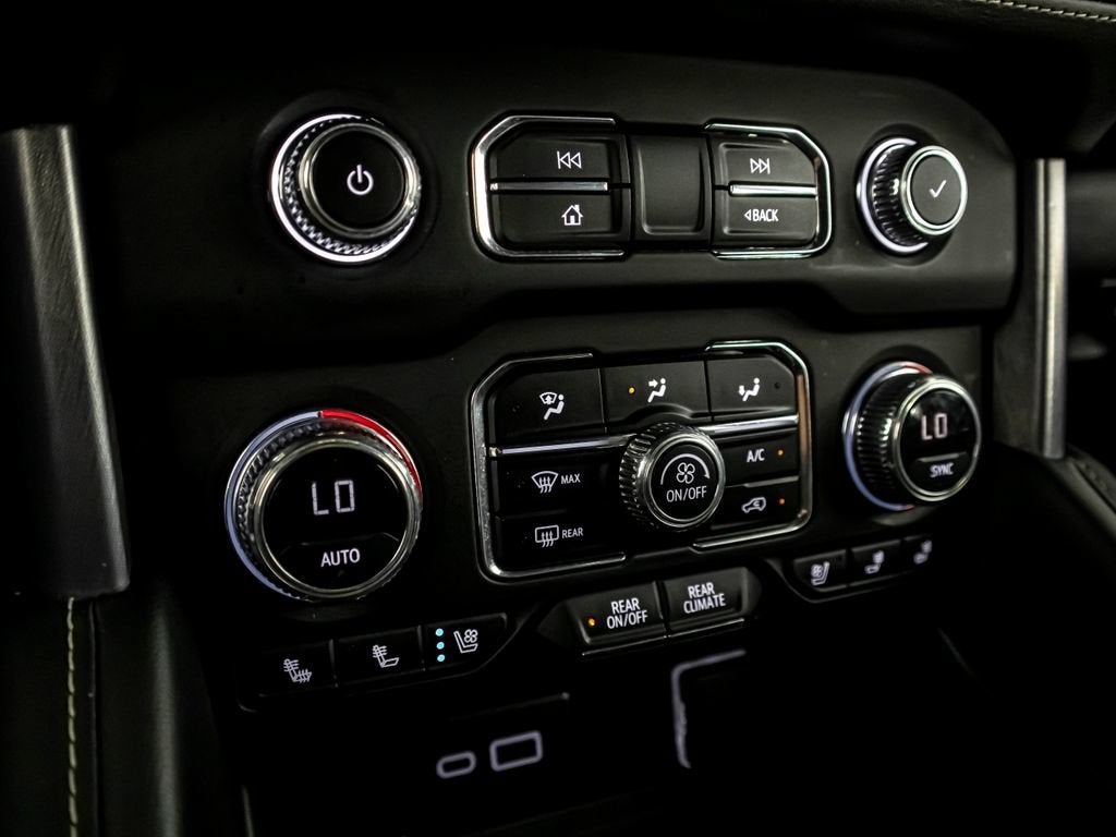 2024 GMC Yukon SLT