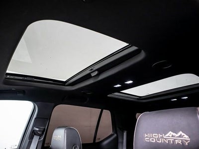 2023 Chevrolet Traverse High Country