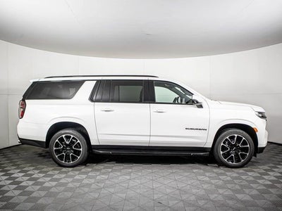 2023 Chevrolet Suburban RST
