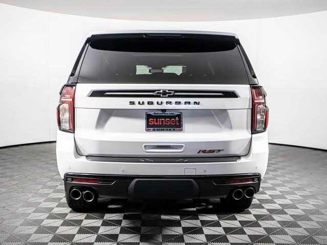 2023 Chevrolet Suburban RST