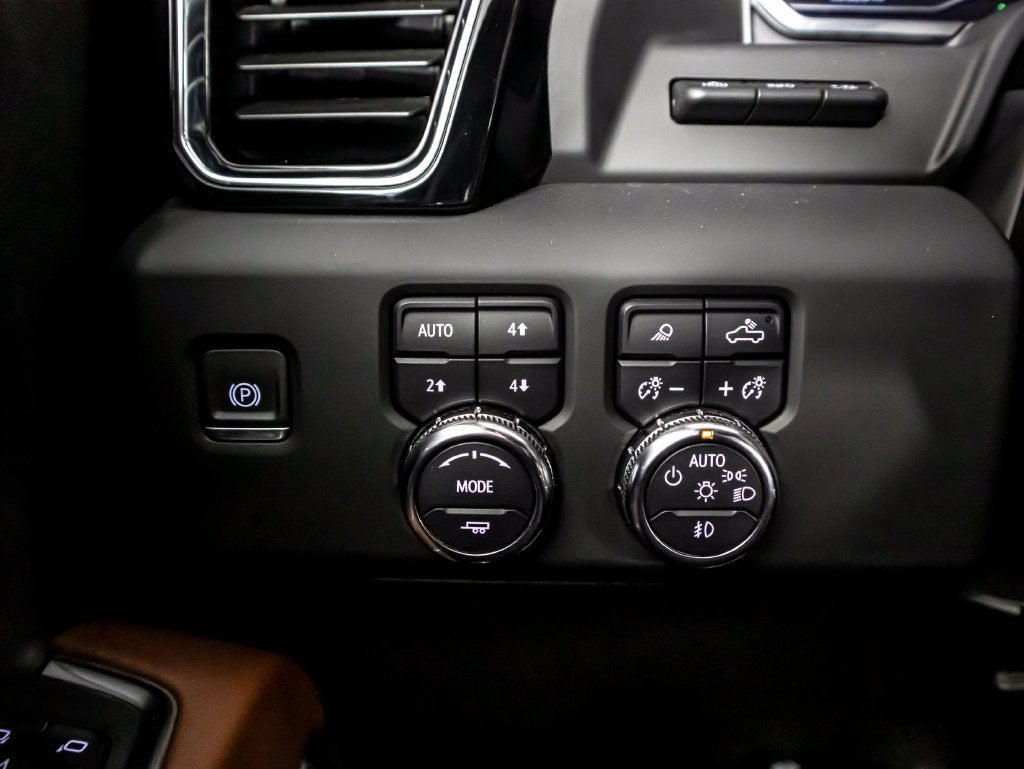 2024 GMC Sierra 3500 HD Denali Ultimate DRW