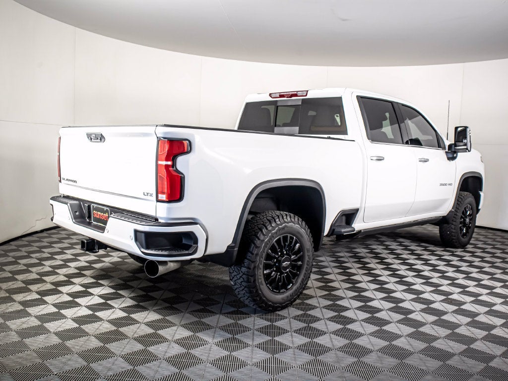 2025 Chevrolet Silverado 3500 HD LTZ