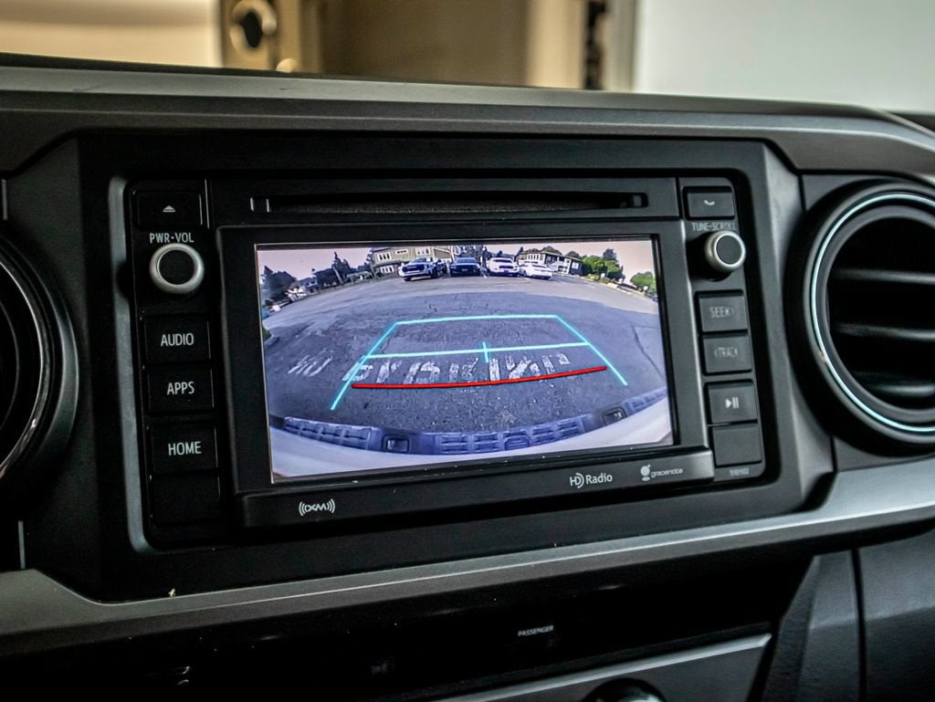 2016 Toyota Tacoma SR