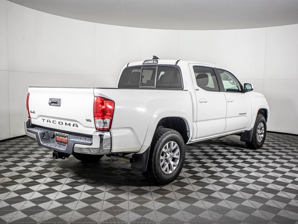 2016 Toyota Tacoma SR