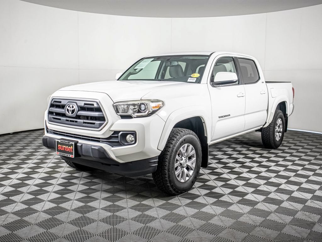 2016 Toyota Tacoma SR