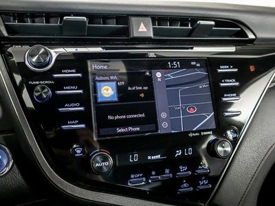 2020 Toyota Camry Hybrid XLE