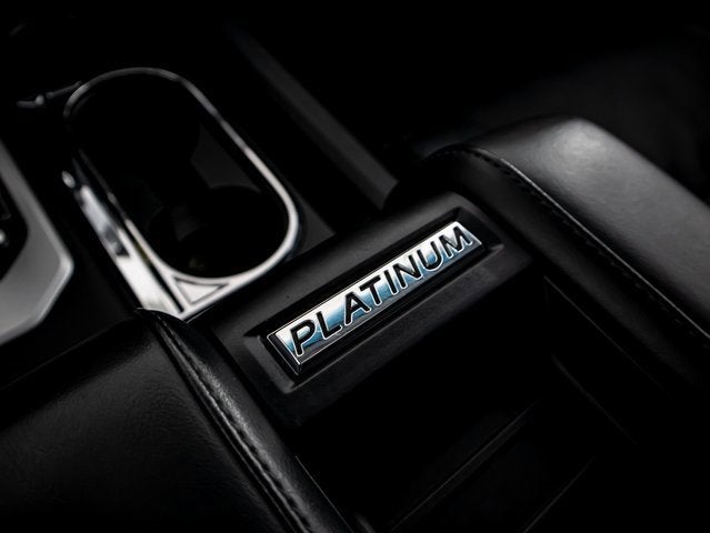 2017 Toyota Tundra 4WD Platinum