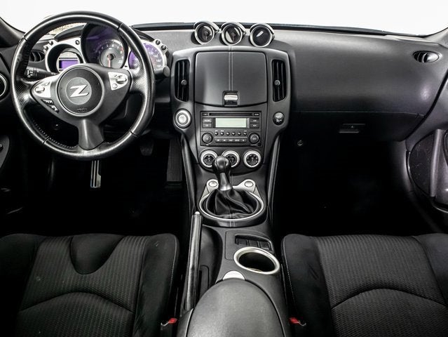 2017 Nissan 370Z 2DR CPE MT