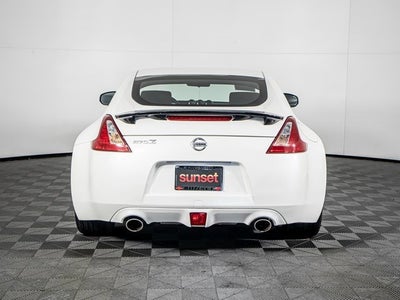 2017 Nissan 370Z 2DR CPE MT