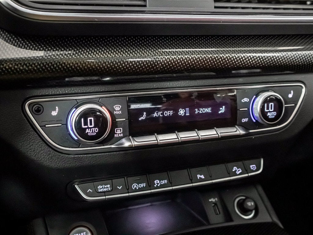 2022 Audi SQ5 Premium Plus