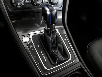2018 Volkswagen e-Golf SEL Premium