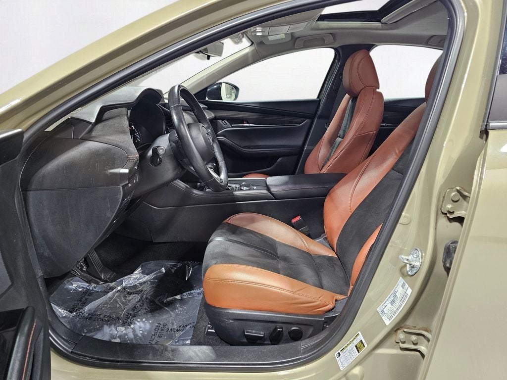 2024 Mazda Mazda3 2.5 Carbon Turbo