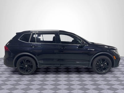 2024 Volkswagen Tiguan 2.0T SE R-Line Black