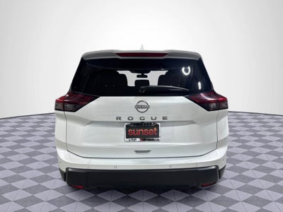 2025 Nissan Rogue SV