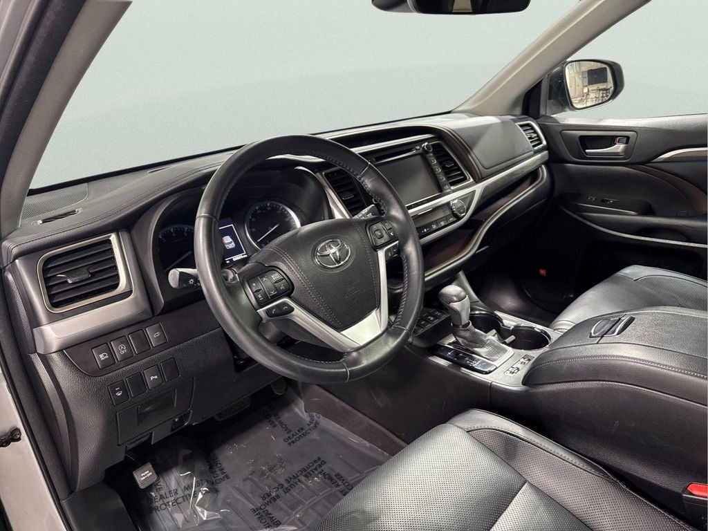 2017 Toyota Highlander Limited