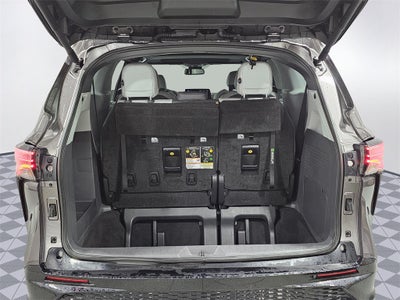 2022 Toyota Sienna LE 8 Passenger