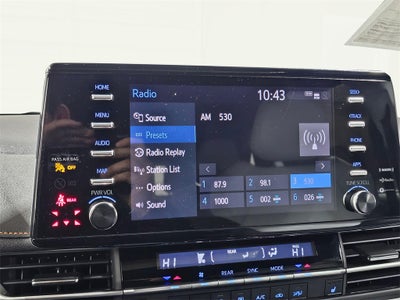 2022 Toyota Sienna LE 8 Passenger