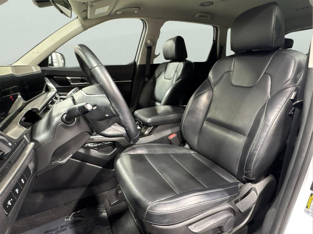 2023 Kia Telluride LX