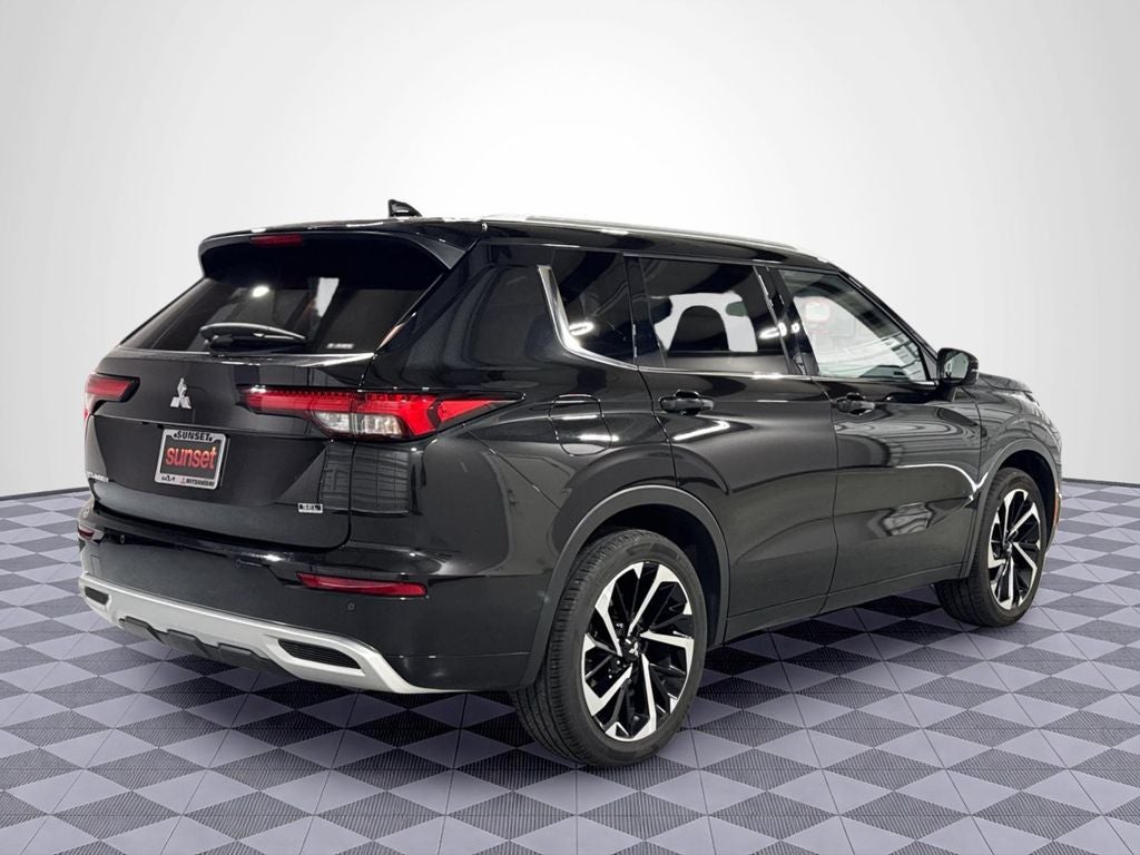 2022 Mitsubishi Outlander SEL