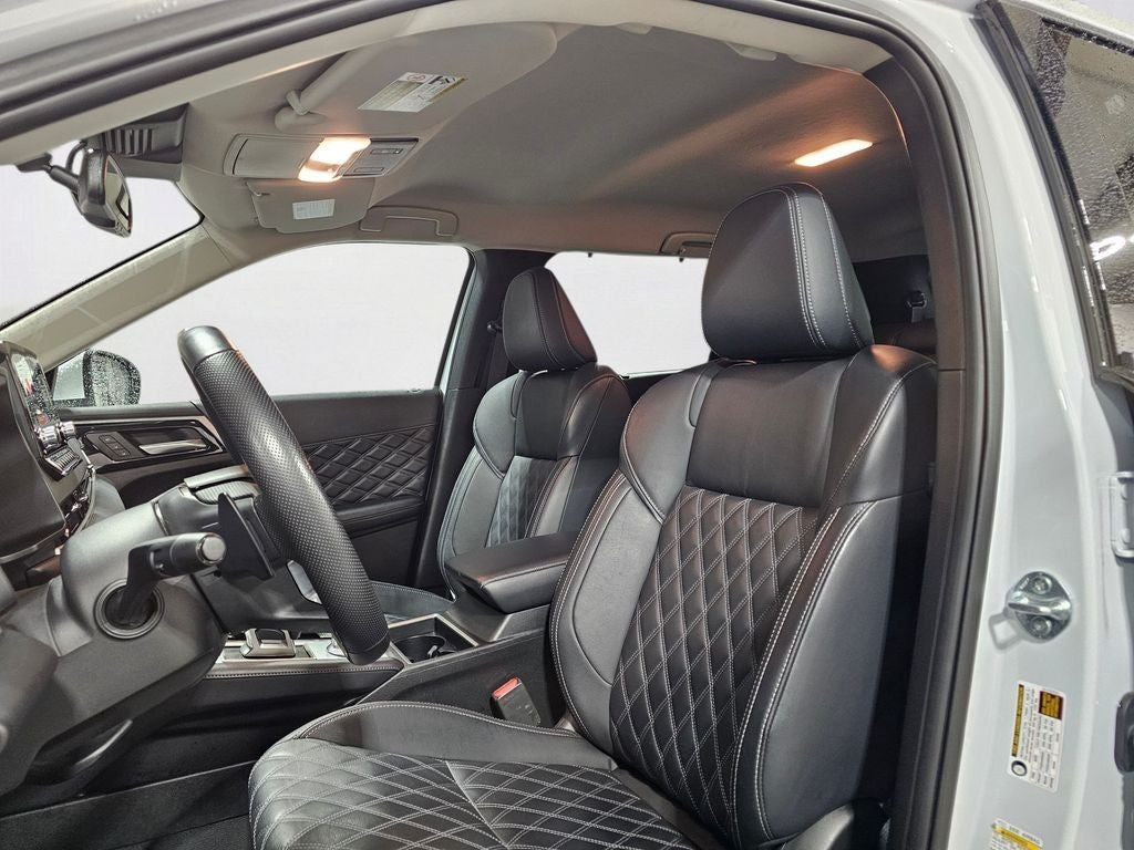2024 Mitsubishi Outlander PHEV SEL